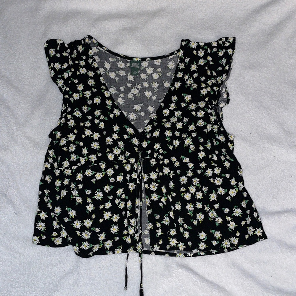 Black Daisy top